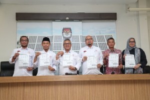 Ada di DPD dan DPRD, KPU Umumkam 49 Caleg Mantan Terpidana Korupsi