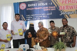 Pemkab Aceh Besar Dorong Pemuda Berinovasi dalam Berwirausaha