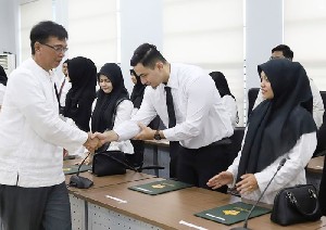 Rektor Serahkan SK Pengangkatan CPNS Unsyiah