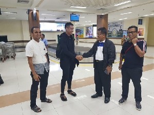 Aminullah Sambut Irvan Yunus Mofu di Bandara SIM