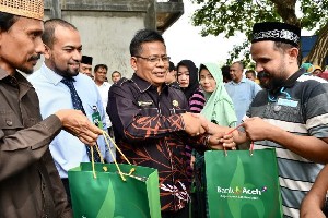 65 Muallaf, Mantan Muallaf dan Disabilitas Terima Paket Ramadhan dari Wali Kota