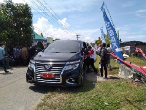 Pemkab Abdya Minim Prestasi, Masyarakat Sesalkan Pembelian Mobil Mewah Bupati