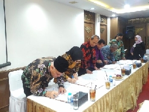 Perkuat Diseminasi Informasi, Bupati Aceh Tengah Teken MoU Dengan LKBN Antara