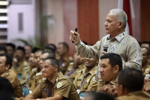 Sekda Aceh Bekali Program 'BEREH' kepada Camat se-Aceh