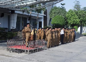 Wali Kota Banda Aceh Minta ASN Jadi Penggerak Budaya Bersih