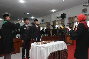 Ceulangiek Eks Kombatan GAM Resmi Pimpin DPRK Bireuen