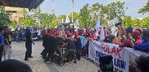 Demo Buruh, ABA Tolak RUU Omnibus Law dan Kenaikan BPJS