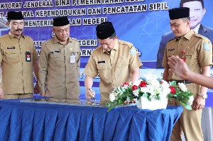 Mendagri Resmikan Masjid Nurul Falah di Pasar Minggu